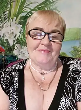 Snapshot of VioletSweet5566 chatting on September 22, 2025, 6:32 pm VioletSweet5566 online show from September 22, 2025, 6:32 pm