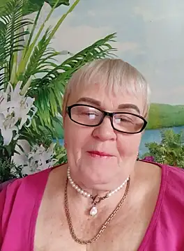 Snapshot of VioletSweet5566 chatting on October 3, 2025, 8:55 am VioletSweet5566 online show from October 3, 2025, 8:55 am