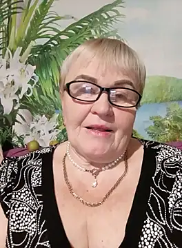 Snapshot of VioletSweet5566 chatting on October 7, 2025, 5:32 pm VioletSweet5566 online show from October 7, 2025, 5:32 pm