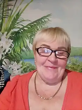 Snapshot of VioletSweet5566 chatting on November 7, 2025, 7:47 pm VioletSweet5566 online show from November 7, 2025, 7:47 pm