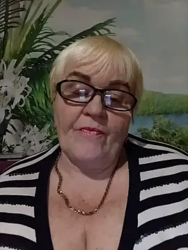 Snapshot of VioletSweet5566 chatting on November 15, 2025, 11:18 am VioletSweet5566 online show from November 15, 2025, 11:18 am