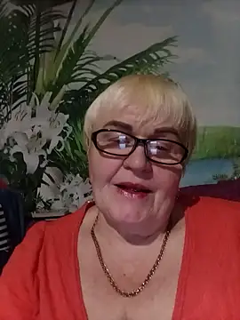 Snapshot of VioletSweet5566 chatting on November 16, 2025, 6:35 pm VioletSweet5566 online show from November 16, 2025, 6:35 pm