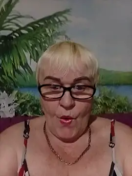 Snapshot of VioletSweet5566 chatting on November 21, 2025, 3:54 pm VioletSweet5566 online show from November 21, 2025, 3:54 pm