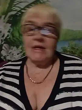 Snapshot of VioletSweet5566 chatting on November 27, 2025, 3:36 pm VioletSweet5566 online show from November 27, 2025, 3:36 pm