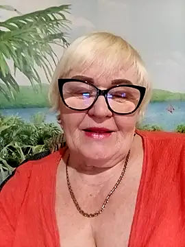 VioletSweet5566 online show from April 11, 2026, 2:32 pm