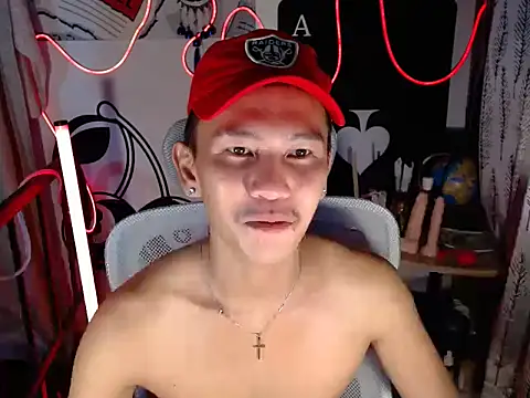 Snapshot of RalfAsian25 chatting on February 11, 2026, 5:29 pm RalfAsian25 online show from February 11, 2026, 5:29 pm