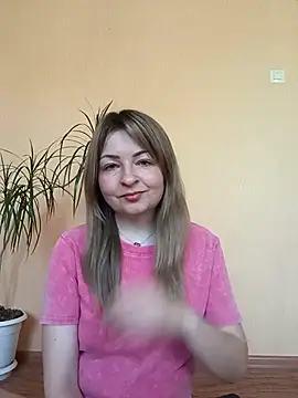 Snapshot of Kate2891 chatting on May 12, 2026, 5:04 am Kate2891 online show from May 12, 2026, 5:04 am