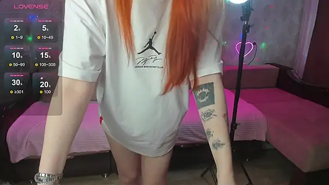 Molly Kitty online show from September 18, 2025, 2:35 am