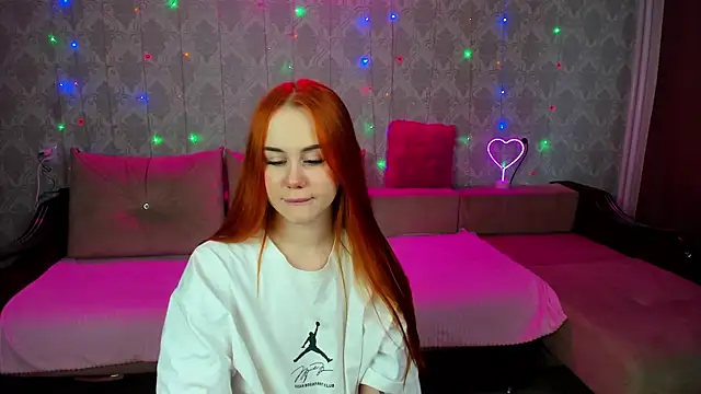 Molly Kitty online show from September 29, 2025, 2:49 am