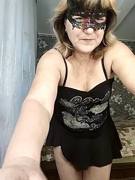 AliceGold5231 online show from October 20, 2025, 5:41 am