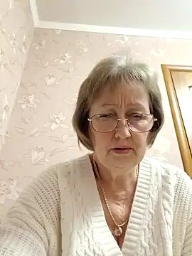 Snapshot of AlikaSwan5821 chatting on February 14, 2026, 5:10 pm AlikaSwan5821 online show from February 14, 2026, 5:10 pm