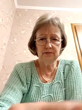 Snapshot of AlikaSwan5821 chatting on February 15, 2026, 1:20 pm AlikaSwan5821 online show from February 15, 2026, 1:20 pm