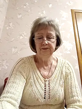 Snapshot of AlikaSwan5821 chatting on February 16, 2026, 2:57 pm AlikaSwan5821 online show from February 16, 2026, 2:57 pm