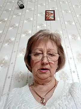 Snapshot of AlikaSwan5821 chatting on February 19, 2026, 11:06 am AlikaSwan5821 online show from February 19, 2026, 11:06 am