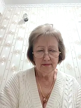 Snapshot of AlikaSwan5821 chatting on February 20, 2026, 1:55 pm AlikaSwan5821 online show from February 20, 2026, 1:55 pm