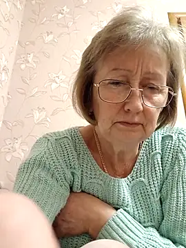 Snapshot of AlikaSwan5821 chatting on February 25, 2026, 1:43 pm AlikaSwan5821 online show from February 25, 2026, 1:43 pm