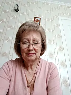 Snapshot of AlikaSwan5821 chatting on March 1, 2026, 11:45 am AlikaSwan5821 online show from March 1, 2026, 11:45 am