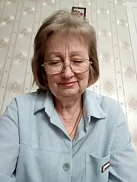 Snapshot of AlikaSwan5821 chatting on March 3, 2026, 1:50 pm AlikaSwan5821 online show from March 3, 2026, 1:50 pm