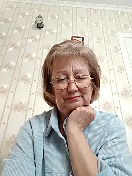 Snapshot of AlikaSwan5821 chatting on March 4, 2026, 2:12 pm AlikaSwan5821 online show from March 4, 2026, 2:12 pm