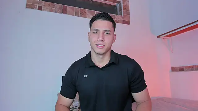 Snapshot of max_valiant1 chatting on September 19, 2025, 6:19 pm max valiant1 online show from September 19, 2025, 6:19 pm