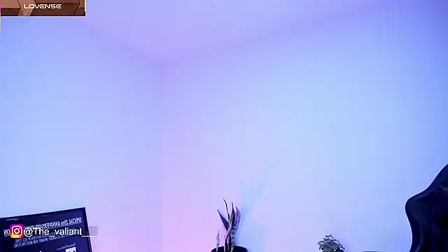 Snapshot of max_valiant1 chatting on February 15, 2026, 5:04 am max valiant1 online show from February 15, 2026, 5:04 am