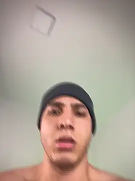 Snapshot of max_valiant1 chatting on February 17, 2026, 1:02 am max valiant1 online show from February 17, 2026, 1:02 am