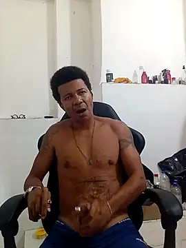 moreno25centimetro online show from January 17, 2026, 4:00 pm