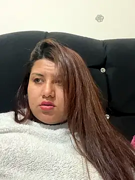 naomy26 online show from October 18, 2025, 4:15 am