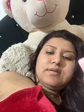 naomy26 online show from November 4, 2025, 5:12 pm