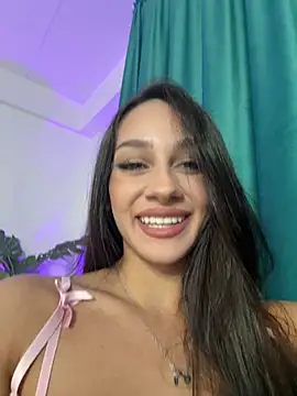 NinaSolenne online show from February 28, 2026, 8:32 pm
