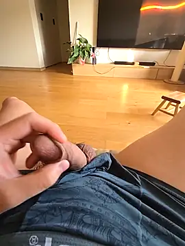 Snapshot of renhedhr chatting on December 17, 2025, 7:25 am renhedhr online show from December 17, 2025, 7:25 am