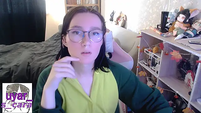 s cara online show from October 7, 2025, 11:18 am