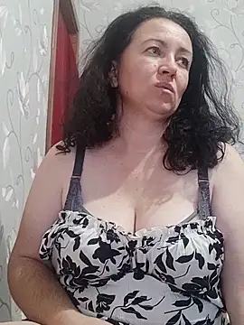 Velvet3451 online show from September 28, 2025, 12:10 pm