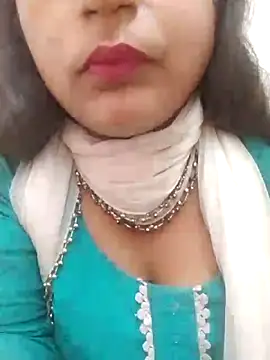 Snapshot of Babe_Doll04 chatting on April 26, 2026, 7:39 am Babe Doll04 online show from April 26, 2026, 7:39 am