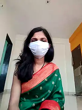 Shivani2002 online show from January 14, 2026, 9:26 am