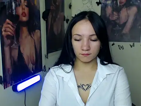 Em7MaA online show from October 29, 2025, 1:13 pm