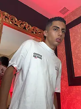 Snapshot of Mister_Obsession chatting on September 20, 2025, 7:04 pm Mister Obsession online show from September 20, 2025, 7:04 pm