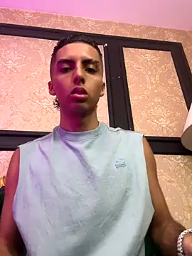 Snapshot of Mister_Obsession chatting on October 27, 2025, 7:29 pm Mister Obsession online show from October 27, 2025, 7:29 pm