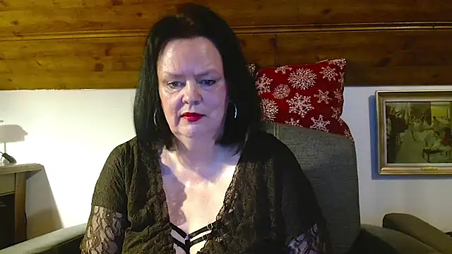 TiffanyMature online show from January 6, 2026, 3:16 pm