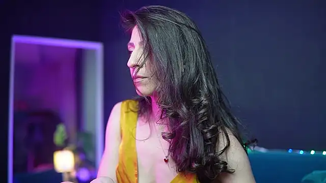 RubyRosa online show from March 25, 2026, 10:05 pm