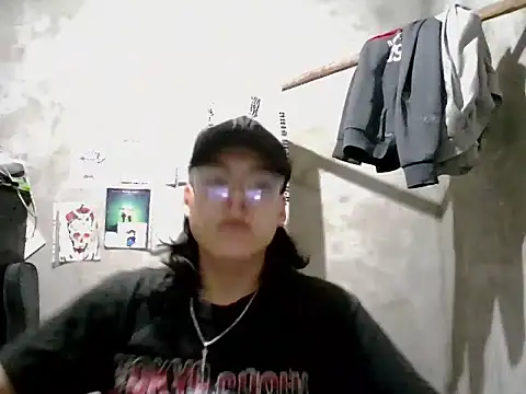 Snapshot of dirty_model chatting on April 26, 2026, 4:54 am dirty model online show from April 26, 2026, 4:54 am