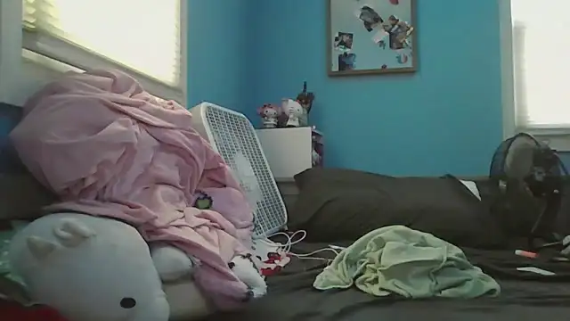 Snapshot of Liam_axel35 chatting on September 27, 2025, 7:41 pm Liam axel35 online show from September 27, 2025, 7:41 pm