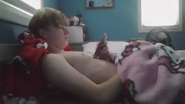 Snapshot of Liam_axel35 chatting on November 6, 2025, 3:46 pm Liam axel35 online show from November 6, 2025, 3:46 pm