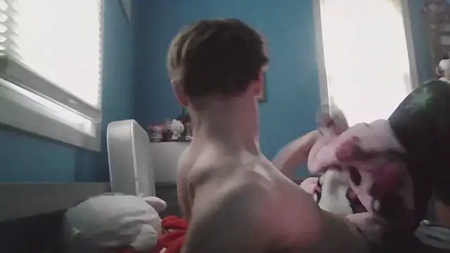 Snapshot of Liam_axel35 chatting on November 8, 2025, 6:40 pm Liam axel35 online show from November 8, 2025, 6:40 pm