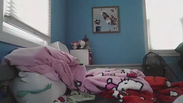 Snapshot of Liam_axel35 chatting on November 28, 2025, 5:37 pm Liam axel35 online show from November 28, 2025, 5:37 pm