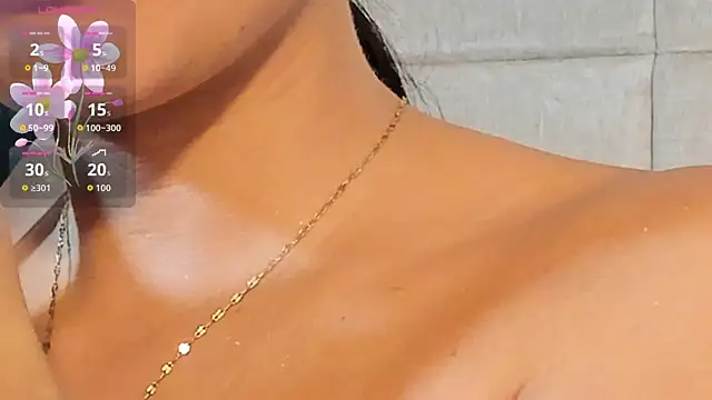 VioletHilton online show from October 16, 2025, 10:00 pm