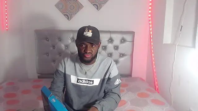 eebony stallion online show from December 21, 2025, 3:02 am