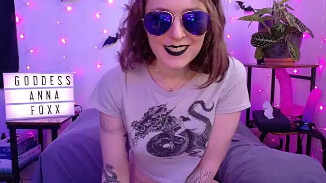 mistressannafoxx online show from March 13, 2026, 9:10 pm