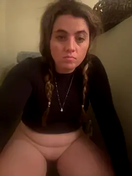 M1l3yD3w online show from November 21, 2025, 12:32 am