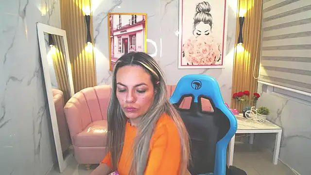 Jade Jones a online show from September 19, 2025, 3:41 am